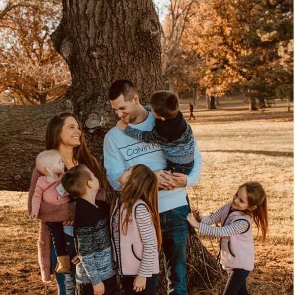 Meet your Posher, Alex - Picture 1 of 1